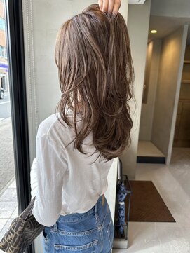 ヘアー アイス ルーチェ(HAIR ICI LUCE) たっぷりハイライト 白髪ぼかし バレイヤージュハイライト西田