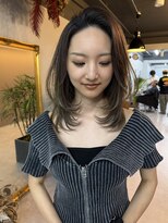 レブ 四条烏丸(Reb,)&nbsp;レイヤーカット/ハイライト/白髪ぼかしハイライト