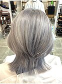 チャコールグレーのウルフカット【岸雄一】