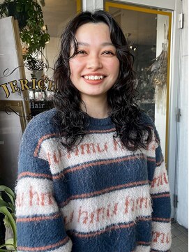 ジェリコヘアー(JERICHO HAIR) レイヤーカットとニュアンスパーマ