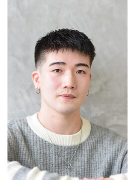 にもう やりすぎないクロップ