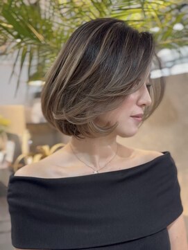 メリー オオサカ(Merly Osaka) 心斎橋/バレイヤージュ/レイヤーカット/海外レイヤー