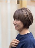 大人ショート/白髪ぼかし/前下がりボブ