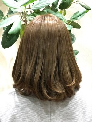 【ステキに重ねるオトナヘアー♪】貴方に似合う魅せるカラーでカバーして、お洒落に…♪素敵に…☆