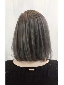 ウル(Ulu) #シフォングレー × #ホワイトメッシュ