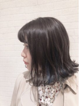 レイビューティー 浜町中央橋店(RAY+beauty) ダークグレー