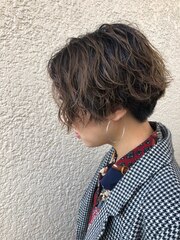 20代30代/立体感/前下がり/大人かわいい/ルーズパーマ