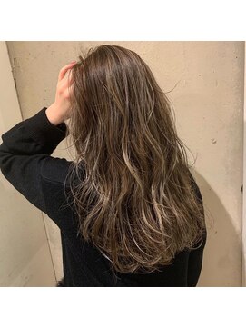 ラヴィズム(LUVISM) カット/カラー/ハイライト