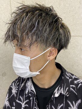 ヘアースタジオ シーオーイー(hair studio C-O-E) ハイライトツイストスパイラル