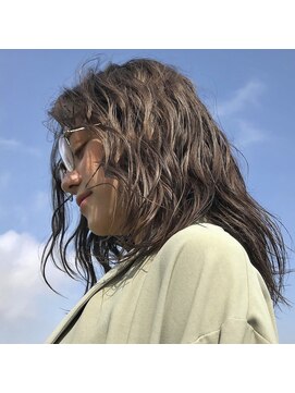 イミ(imi) 大人ミディアム/ココアベージュ/似合わせカット/髪質改善[登戸]