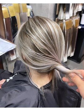 ラフ(LAFF) #黒髪#ボブルフ#ネビージュ#小顔#ワンレン