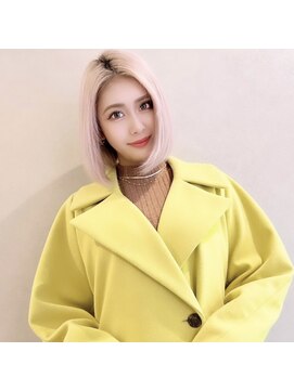 ナナ(NANA) ピンク・ミルクティーベージュ・ダブルカラー・ケアブリーチ