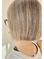 イマジン 川越(IMAGINE)&nbsp;20代30代４０代ミルクティーベージュ耳掛け切りっぱなし大人ボブ