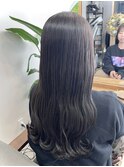 オリーブグレージュ