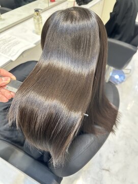 LAPISUTA 門前仲町 ストレートエステ【髪質改善美容院LAPISUTA門前仲町】30代～50代