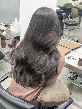 リラ バイ ミラ 新宿(LILA by MILA) ブリーチなし透明感カラー/韓国風こなれミディ/新宿