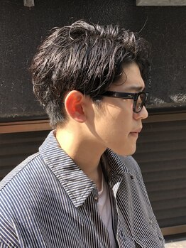 エトラ 渋谷店(etora)の写真/【カット＋頭皮改善炭酸シャンプー¥5500】再現性の高いトレンドヘアやビジネスstyleまでお任せ♪［渋谷駅］