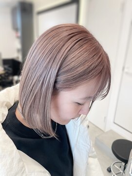 オーティティ(O-TETE) O-TETE ピンクベージュミルクティーカラーボブスタイル