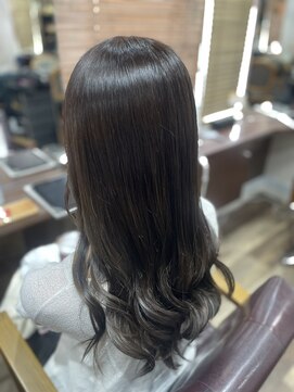 ルアン(Luan) アディクシー×スモーキーアッシュ