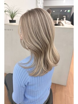【Moana Lua】#ブリーチ#ハイトーン#ハイライト#べージュ
