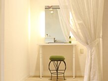 シャルム ヴィータ(Charme Vita)の雰囲気(パウダールームを完備。人目を気にせずゆったりと♪)