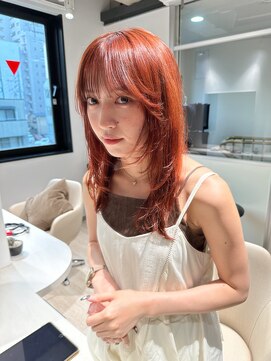 アム(amu) オレンジピンク/レイヤーカット/ハッシュカット/小顔カット