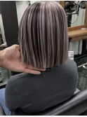 アンブレラカラー×切りっぱなしボブ
