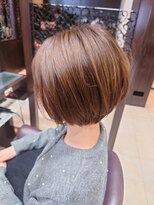 ロイヤルエムシー(MC)&nbsp;コンパクトショートボブ