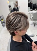 刈り上げセンターパートリバースセンターパートニュアンスパーマ
