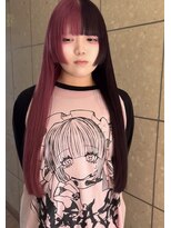 シャルティア 岩国(SHALLTIA)&nbsp;ピンクレッド×ブラックのツートーンカラー/姫カット