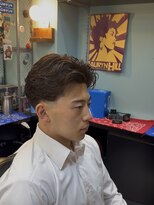 タイト スワッグ バーバーワークス(TIGHT SWAG BARBERWORKS)&nbsp;テーパーフェード×ベーシックパーマ