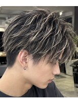 ロア 江坂(LOA)&nbsp;抜け感のメンズハイライト