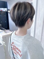 キャアリー(Caary)&nbsp;福山人気デザイン小顔コンパクトショート立体感アンブレラカラー