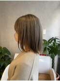 ミルクティーベージュ