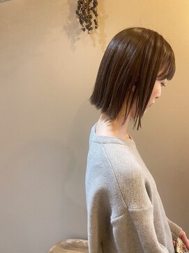 ニード(need) ラテベージュ