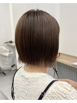 イラ(Era) 切りっぱなしボブ