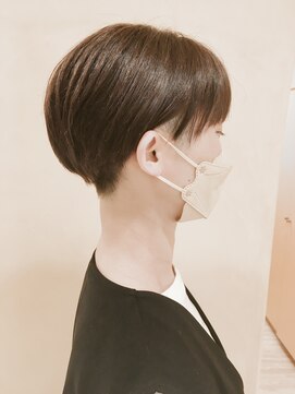 モリオ フロム ロンドン 成増店 【morio成増/一戸】大人可愛い刈り上げ丸みショート