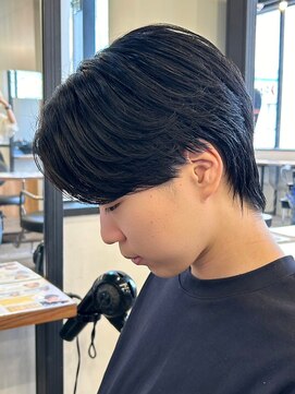 エルマーク 天王寺(L-MARK) センターパートニュアンスパーマ韓国カルマパーマコンマヘア