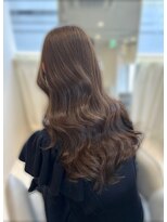 ミラ(MIRA)&nbsp;ミルクベージュ/ブリーチなしダブルカラー/レイヤーカット