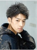 スプラッシュレイジーサイドパート ツーブロック かき上げ