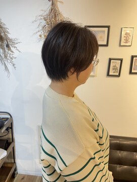 ルッツ カオラ(Ruttu KaoLa) 大人可愛い襟足スッキリ小顔ショート　30代40代50代　志木