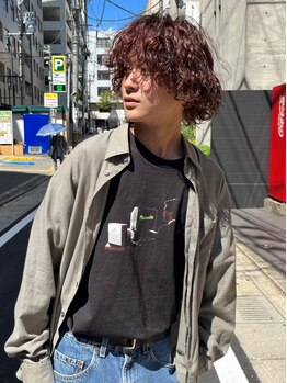 ビーブルー(B.Blue)の写真/圧倒的なリピート率◎今までにない新しいパーマに挑戦したい方に！理想の質感やカール感を実現！