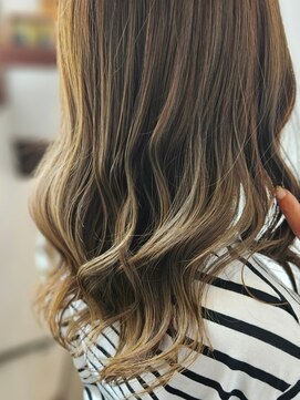 サーティーン(THIRTEEN) 【パーソナルミライカラー】オリーブカラー♪《20代30代》