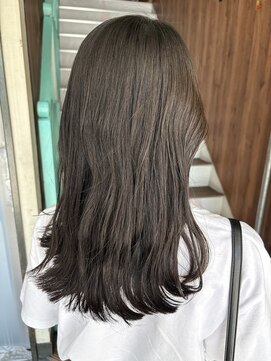 アヴァンス 天王寺店(AVANCE.) オリーブグレージュ