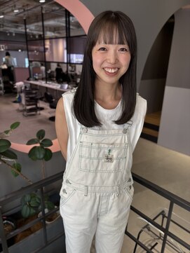 イル(il) オリーブグレージュ