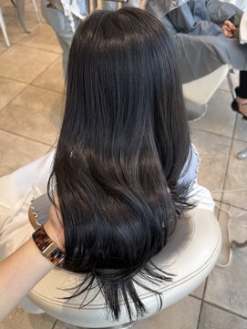 ザックラフィネ(ZACC raffine) 縮毛矯正/ダークカラー/透明感カラー/ダークアッシュ/艶カラー