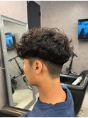 スパイキーショート　フェード　スペインカール　ルーズパーマ