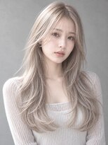 トリニティ(trinity)&nbsp;ブリーチ×髪質改善　ホワイトグレージュ【豊見城】