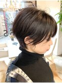 【小顔効果抜群】透け顔周りで作る耳掛けショート