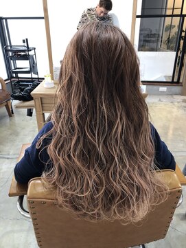 エムドットヘアーサロン(M. hair salon) バレグラ